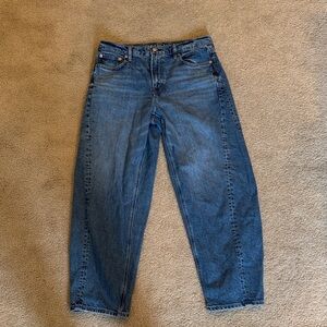 American Eagle Outfitters Light Blue Barrel jeans